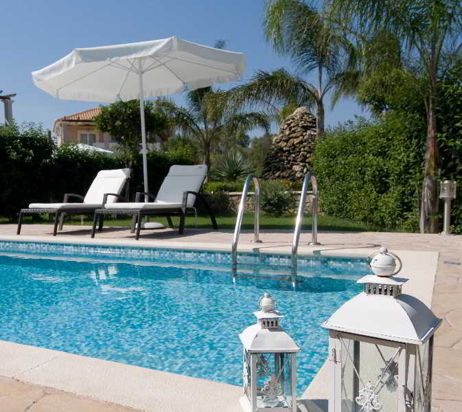 Mamfredas Luxury Resort Plános Buitenkant foto